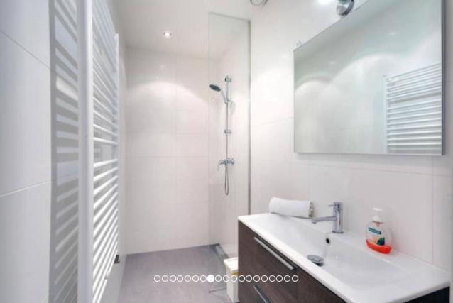Luxurious Canalview Apt With Patio City Centre Amesterdão Exterior foto