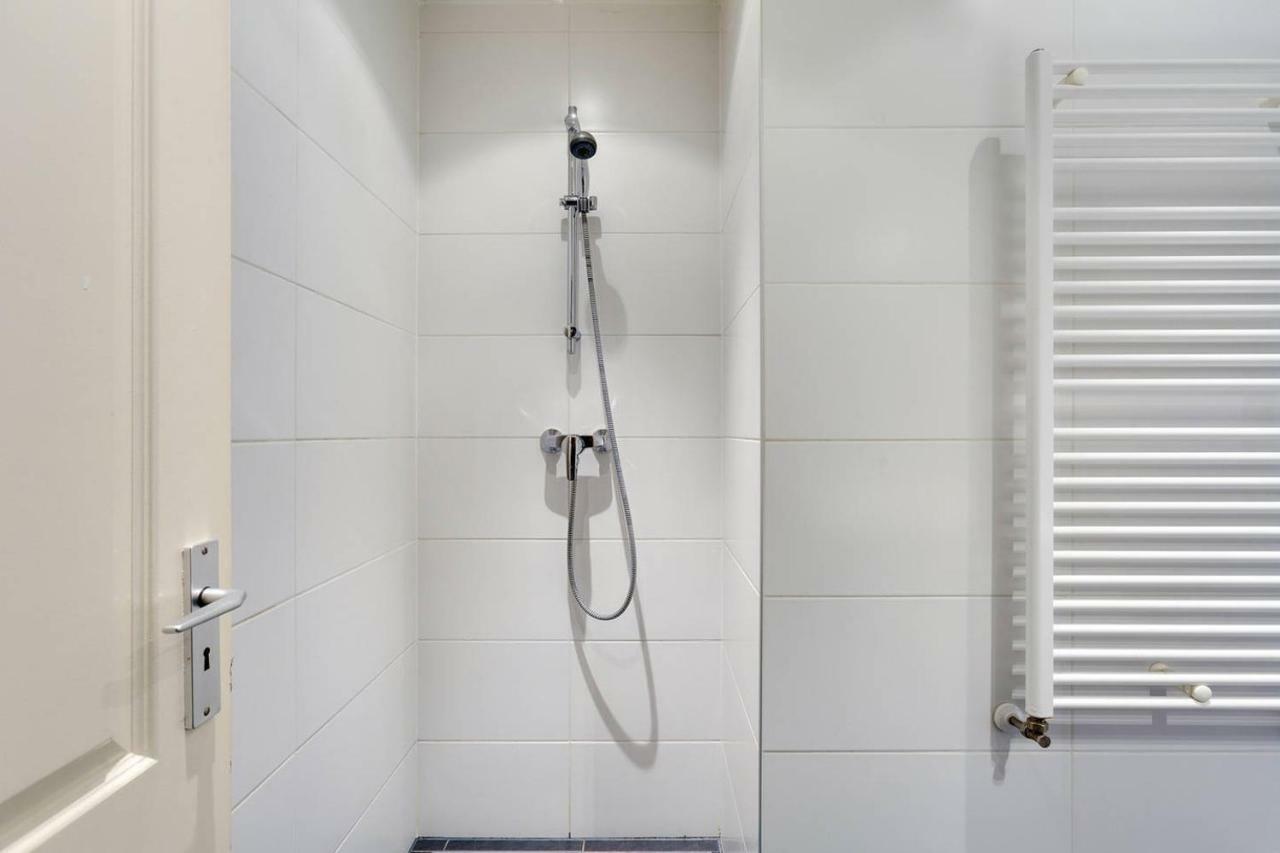 Luxurious Canalview Apt With Patio City Centre Amesterdão Quarto foto